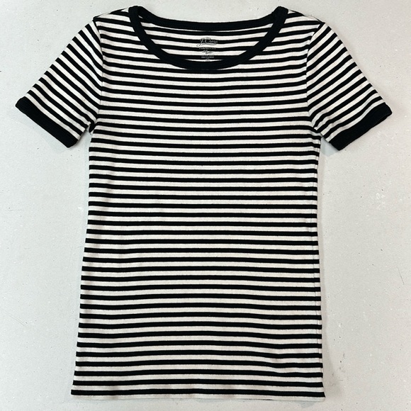 J. Crew Tops - J.Crew Perfect Fit Striped T shirt